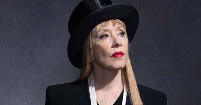 Suzanne Vega