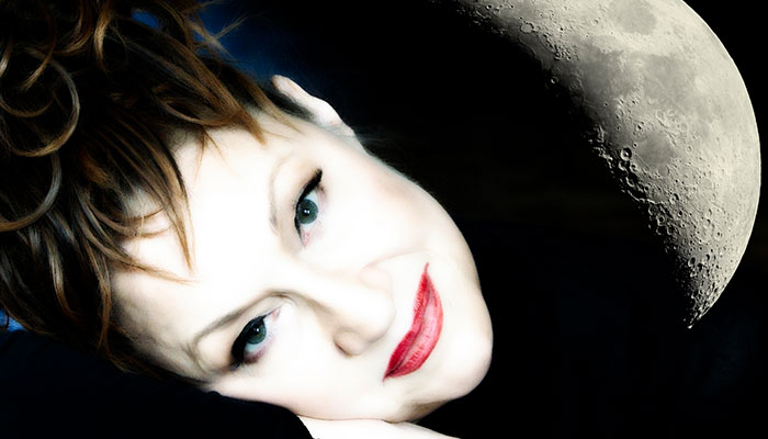 Holly Cole