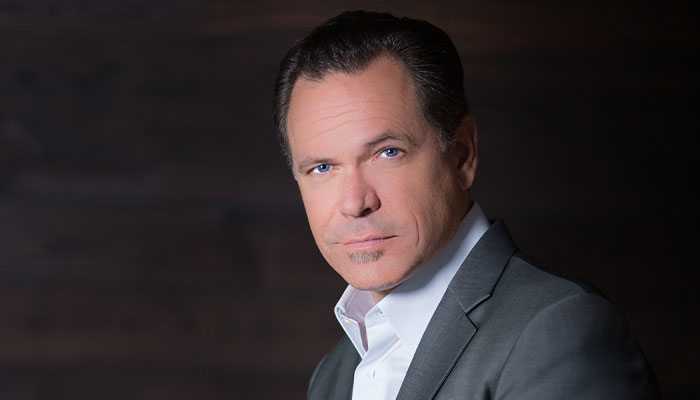 The Beautiful Day: Kurt Elling Sings Christmas