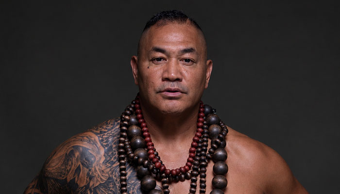 Esera Tuaolo - Act of Kindness Holiday Show